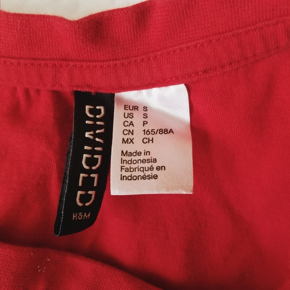 H&M Crop Tee - Picture 3 of 3